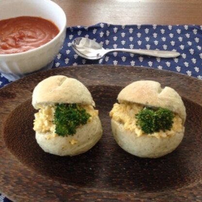 簡単で美味しくていいですねー！！今度はオムライスも作ってみます( ´ u ` )